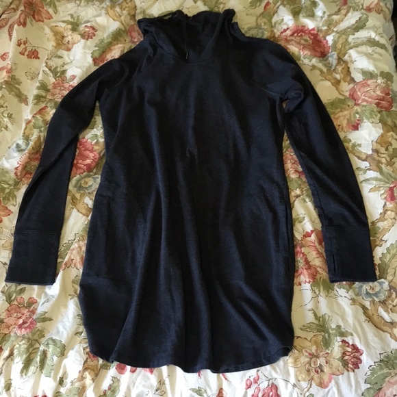 tek gear Tops - Charcoal gray tunic -fantastic with leggings